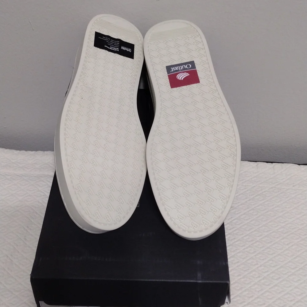 Banana Republic navy nubuck